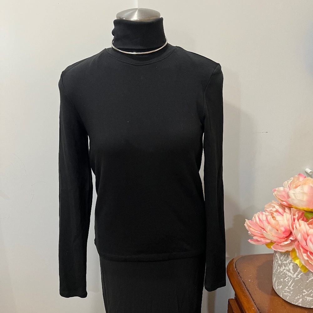 Turtle Neck Tee